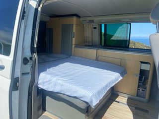 Volkswagen Transporter T5 2011