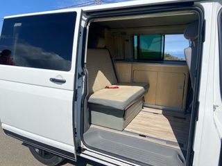 Volkswagen Transporter T5 2011