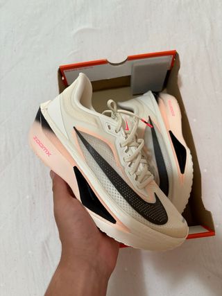 Nike ZoomX Fly Zapatillas Deportivas Beige/Rosa