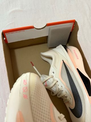 Nike ZoomX Fly Zapatillas Deportivas Beige/Rosa