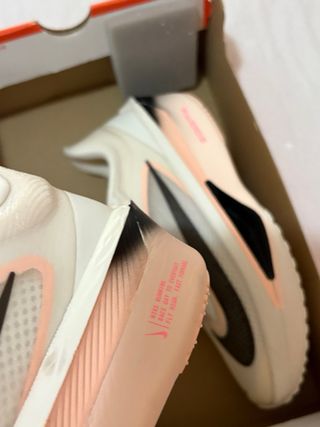 Nike ZoomX Fly Zapatillas Deportivas Beige/Rosa