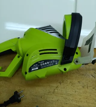 Tagliasiepi elettrico LISTA CSE710N