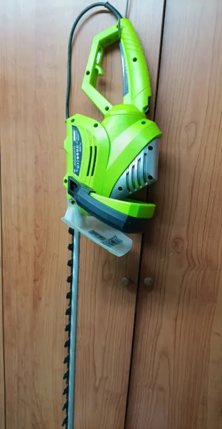 Tagliasiepi elettrico LISTA CSE710N