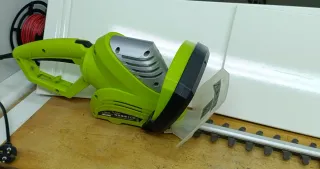 Tagliasiepi elettrico LISTA CSE710N
