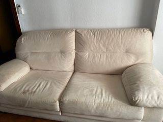 Sofá de 2 plazas en piel beige