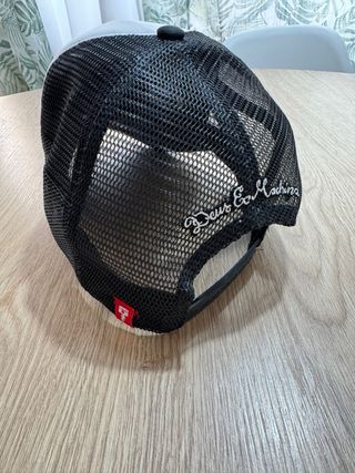 Gorra Deus Ex Machina Negra y Blanca