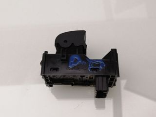 MANDO ELEVALUNAS DELANTERO DERECHO LEXUS NX (2)