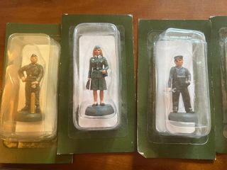 Collezione di 60 soldatini di piombo