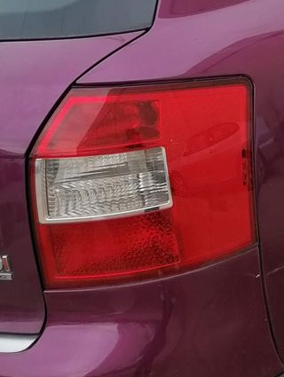 PILOTO TRASERO DERECHO AUDI A4 B6 2003