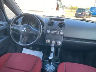Mitsubishi Colt 2006