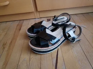 Sandalias de plataforma negras
