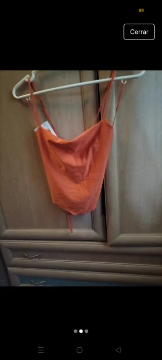 Top naranja corto talla L nuevo
