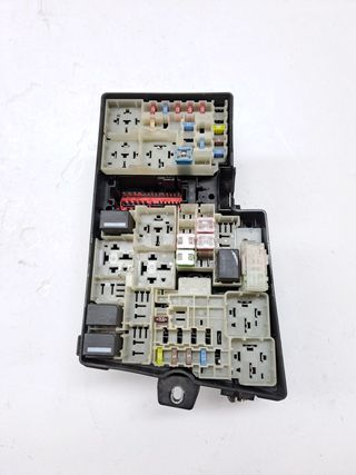 CAJA RELES / FUSIBLES FORD C-MAX (2)