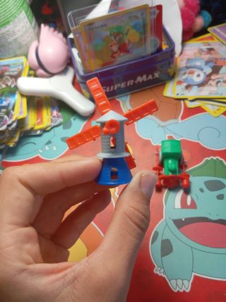 2 giocattoli a sorpresa per bambini