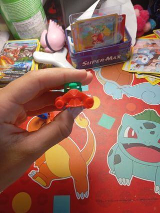 2 giocattoli a sorpresa per bambini