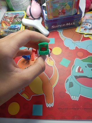 2 giocattoli a sorpresa per bambini