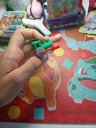 2 giocattoli a sorpresa per bambini