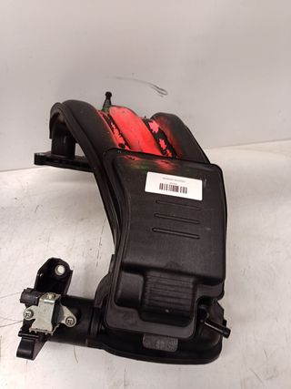COLECTOR ADMISION NISSAN NOTE (2)
