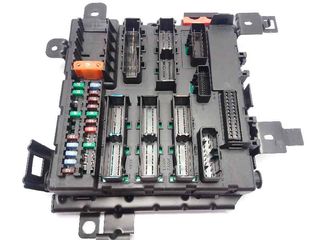 CAJA RELES / FUSIBLES SAAB 9-3 BERLINA