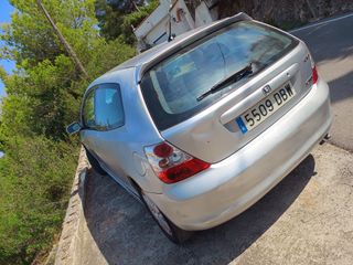 Honda Civic 2004...