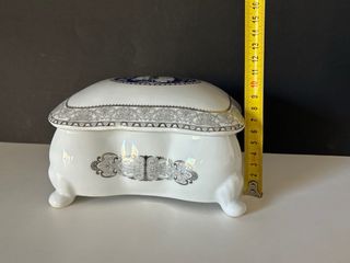 Joyero porcelana grande decorado