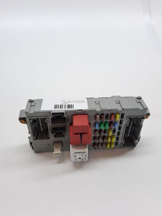 CAJA RELES / FUSIBLES LANCIA DELTA (181)