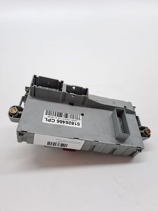 CAJA RELES / FUSIBLES LANCIA DELTA (181)