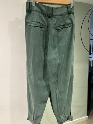 Pantalón bombacho Zara verde talla XS
