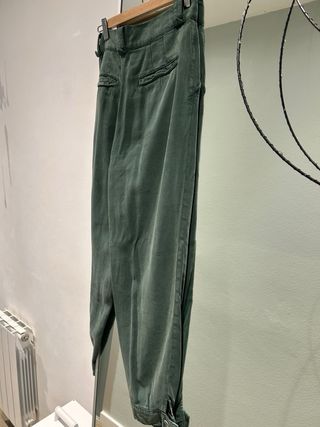 Pantalón bombacho Zara verde talla XS