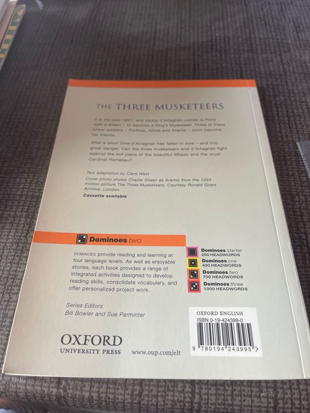 Libro Inglés Oxford The Three Musketeers + CD