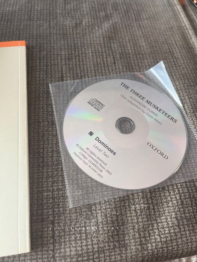 Libro Inglés Oxford The Three Musketeers + CD