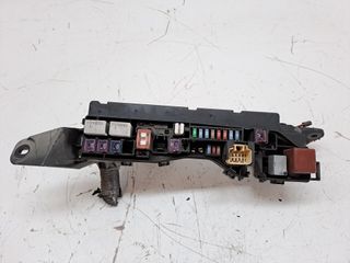 CAJA RELES / FUSIBLES TOYOTA COROLLA (E12)