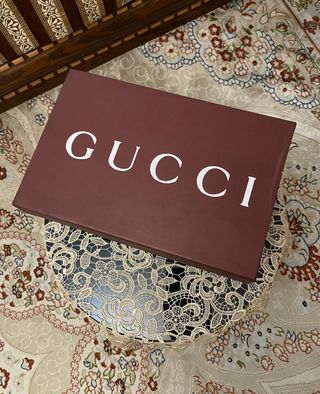 Zapatos Gucci Negros y Blancos