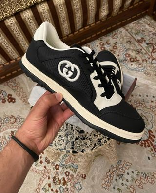 Zapatos Gucci Negros y Blancos