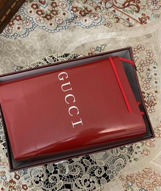 Zapatos Gucci Negros y Blancos