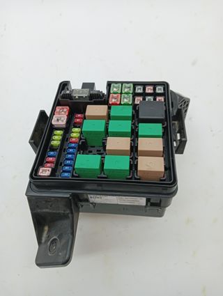 CAJA RELES / FUSIBLES KIA PICANTO (JA) (4)