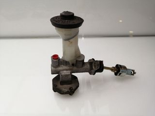 BOMBA FRENO TOYOTA LAND CRUISER (J10) (2)