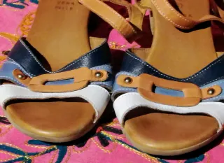 ZAPATOS 1 PARX3€/ SANDALIAS/1 PARX1,5€