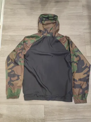 Cortavientos Jordan Camuflaje Negro