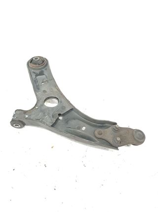 BRAZO SUSPENSION INFERIOR DELANTERO DERECHO KIA CEED (2)