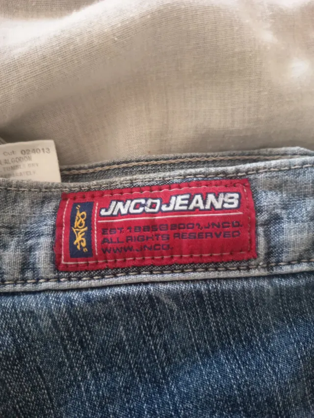 Pantalón JNCO Jeans Azul Corto