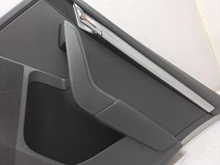 GUARNECIDO PUERTA TRASERA DERECHA SKODA OCTAVIA COMBI (5E5)