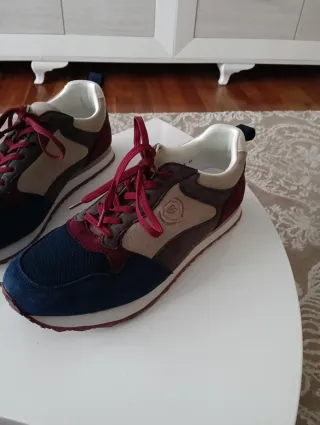 Zapatillas RB Talla 44 Nuevas