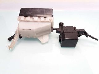 CAJA RELES / FUSIBLES NISSAN X-TRAIL (T30)