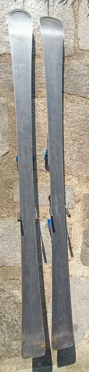 Sci Salomon Équipé Race