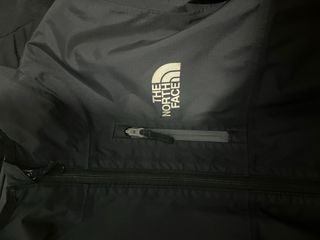 Cortavientos The North Face Negro