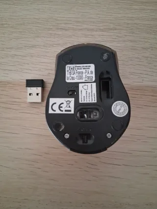 Ratón inalámbrico TNB negro