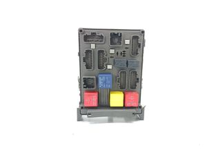 CAJA RELES / FUSIBLES RENAULT LAGUNA II (BG0) (2)