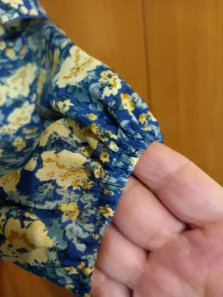 Vestido floral azul y amarillo