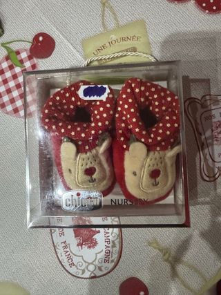 Babbucce Chicco Nursery